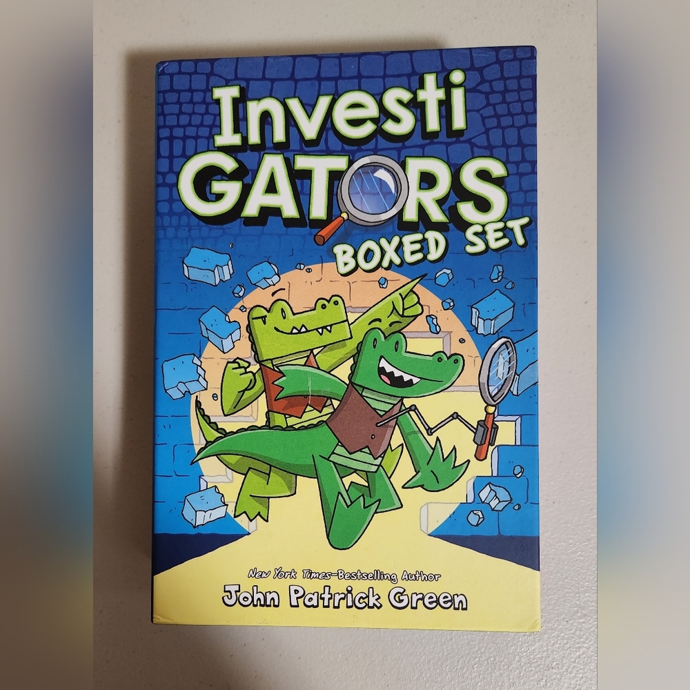 Investigators Boxed Set (With Bonus Book)
